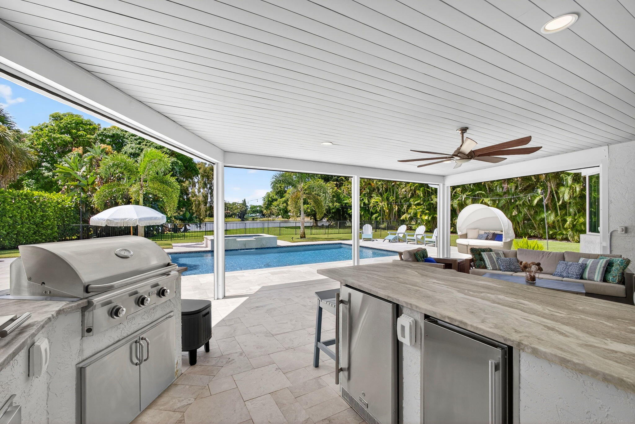 SQUARE LAKE - Residential