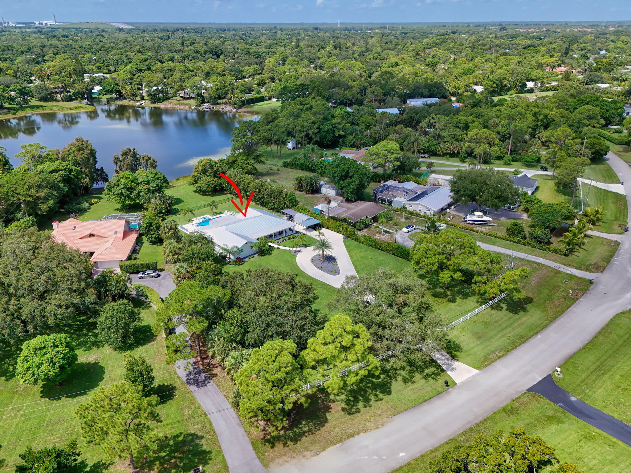 SQUARE LAKE - Residential