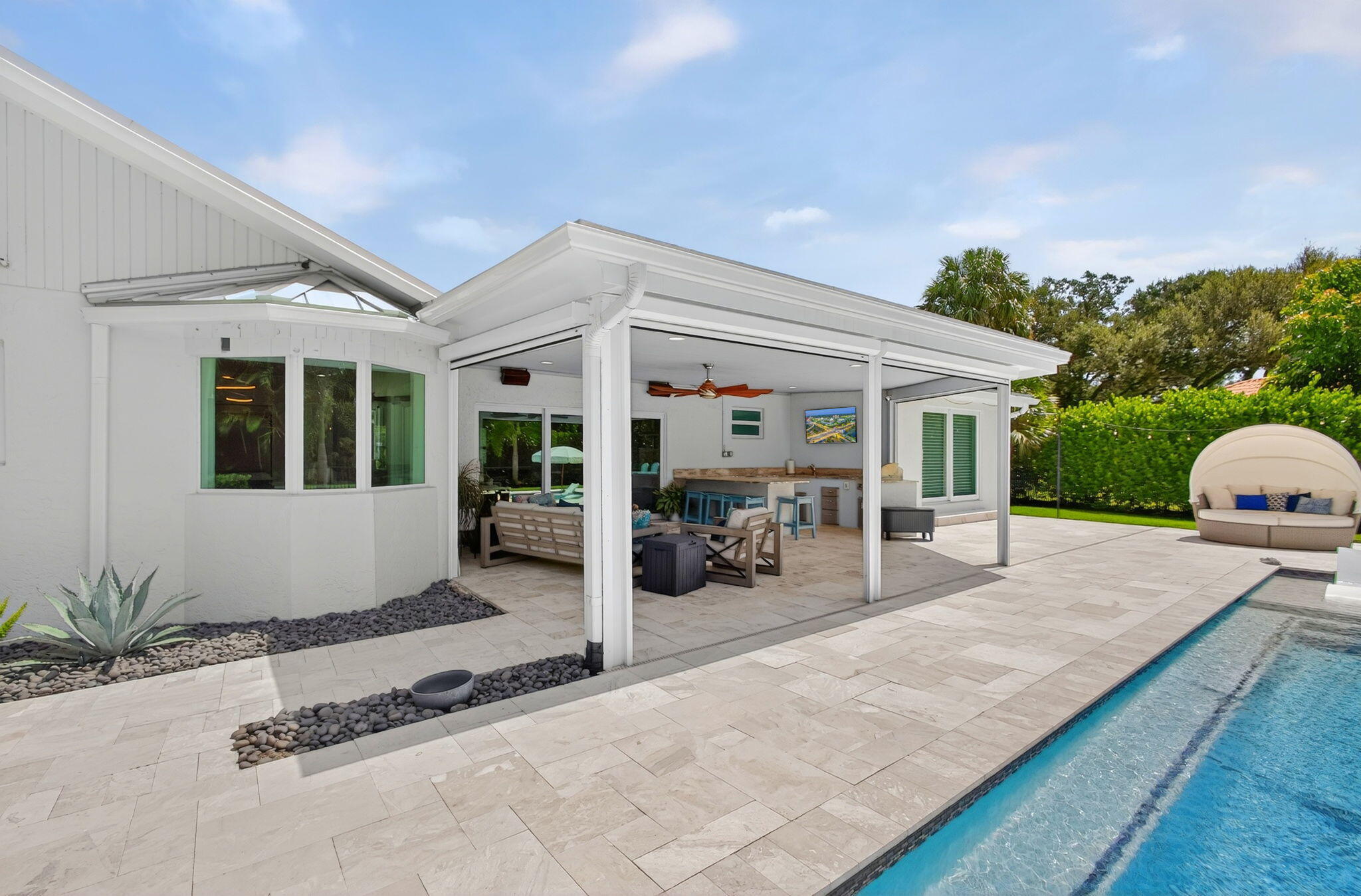 SQUARE LAKE - Residential