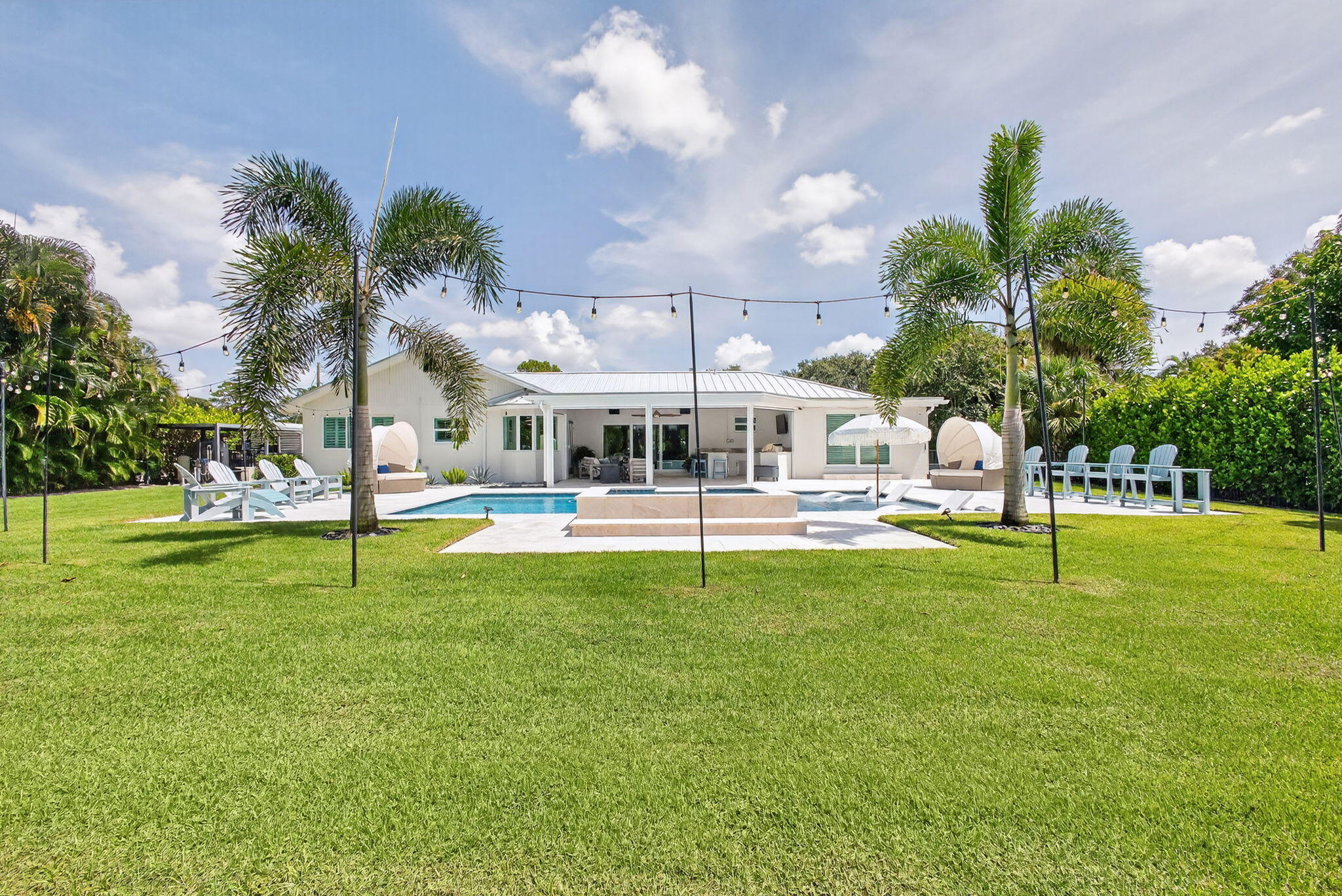 SQUARE LAKE - Residential