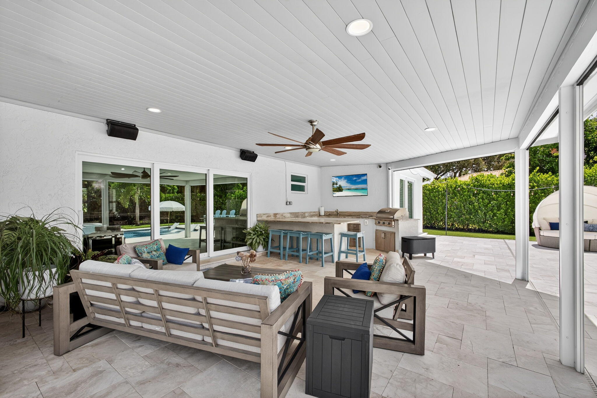 SQUARE LAKE - Residential