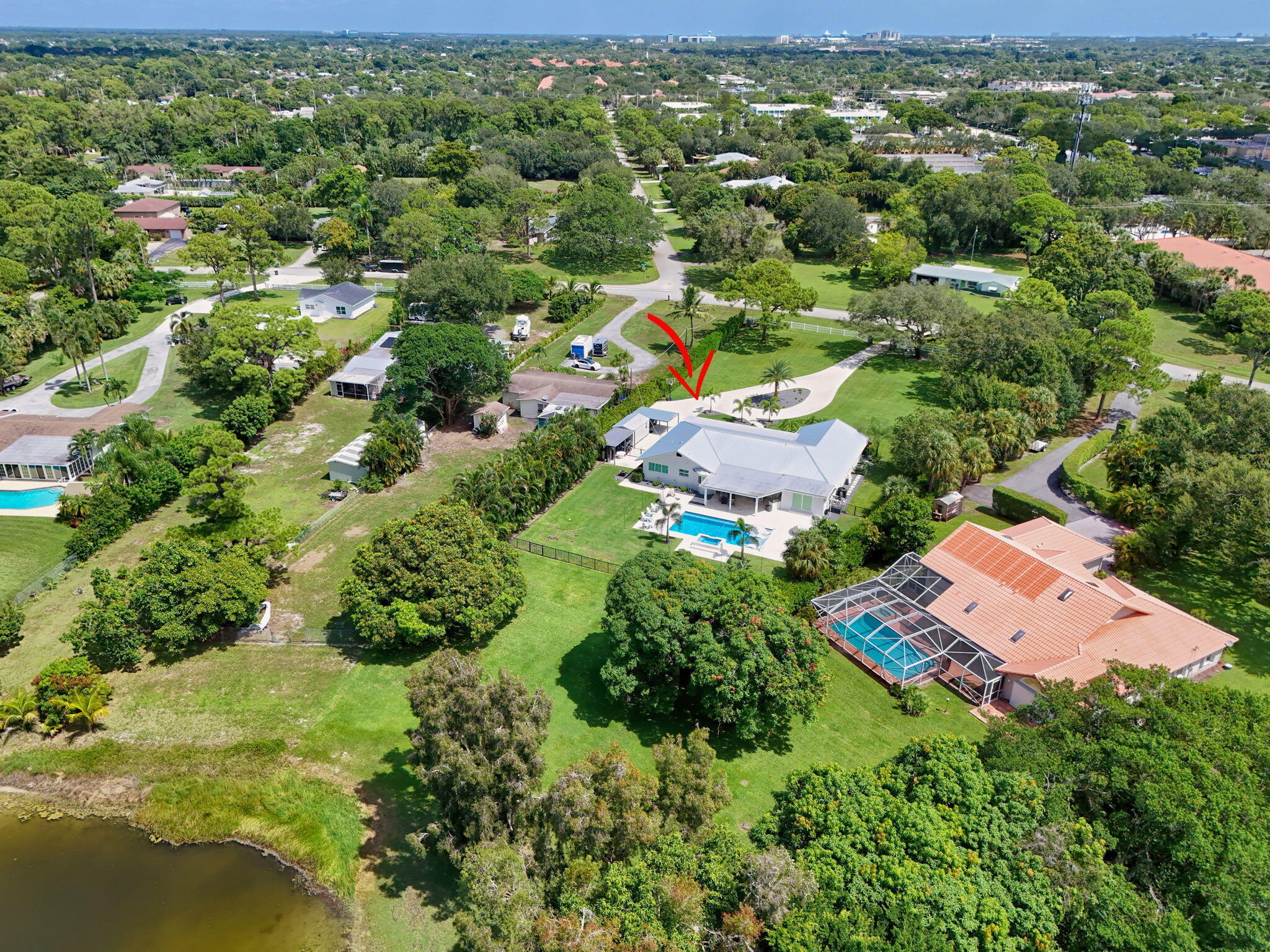 SQUARE LAKE - Residential