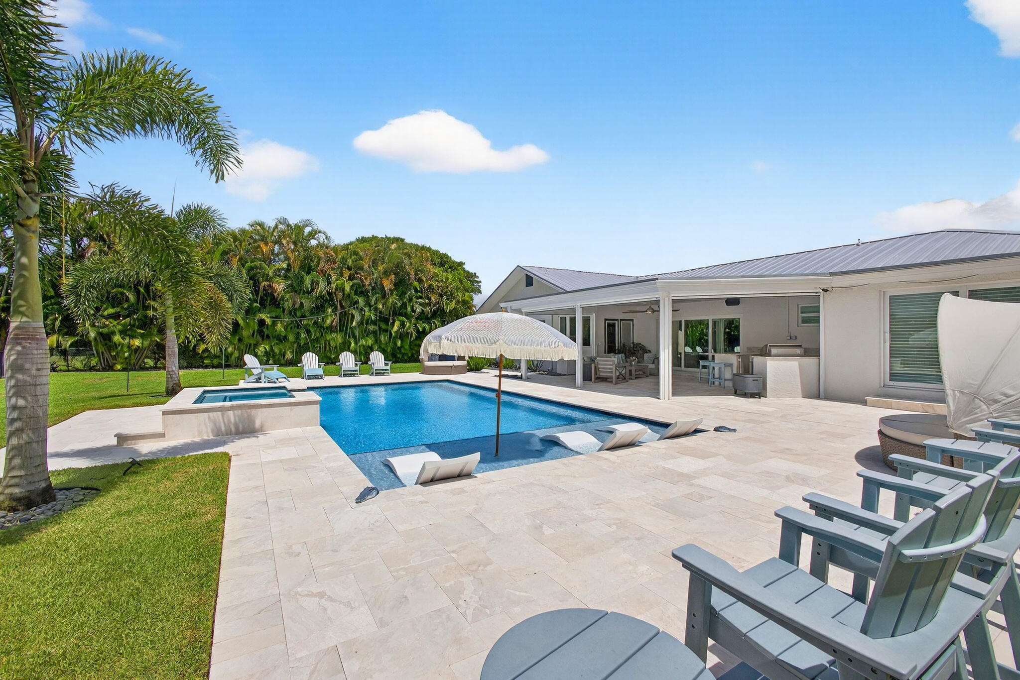 SQUARE LAKE - Residential