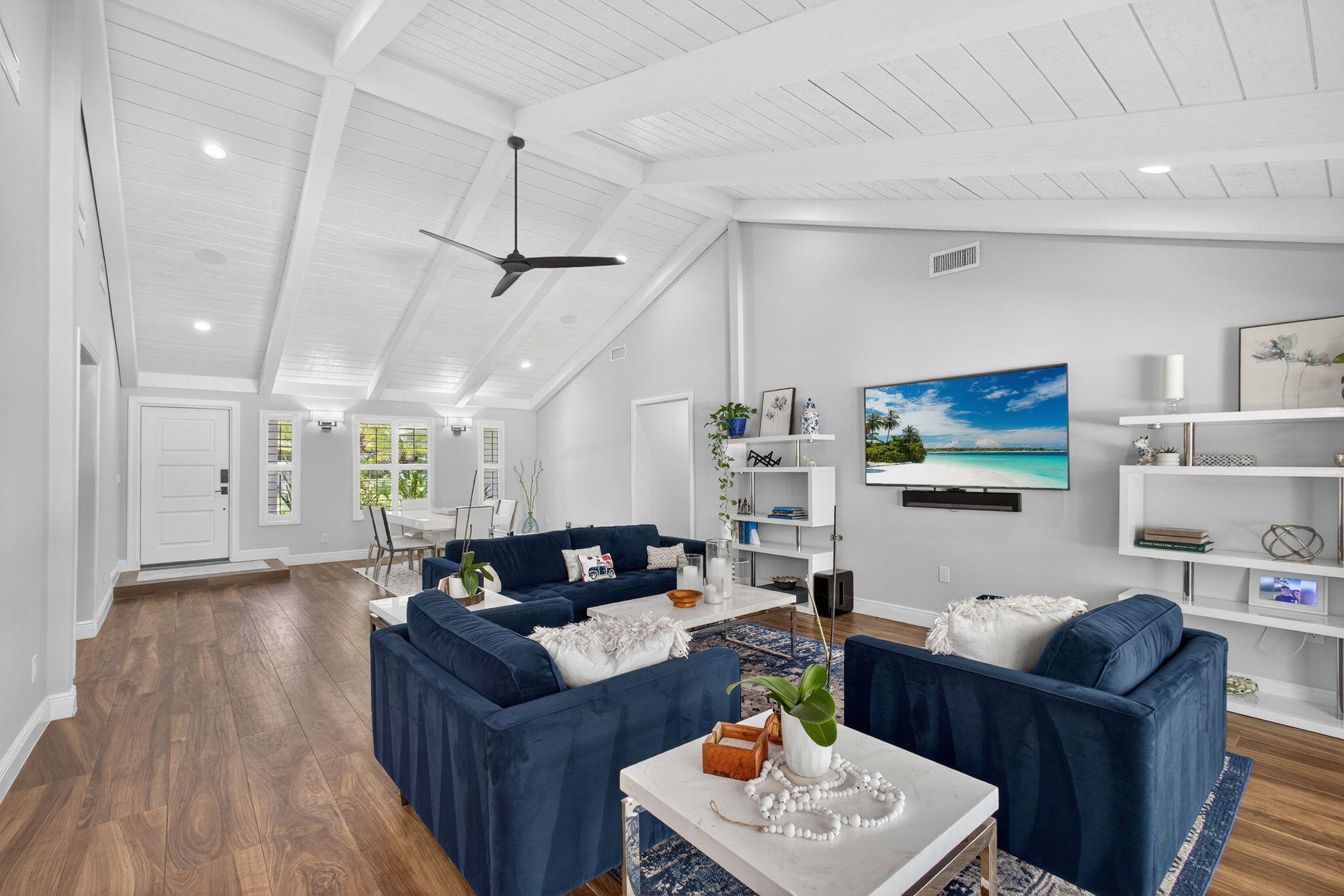 SQUARE LAKE - Residential