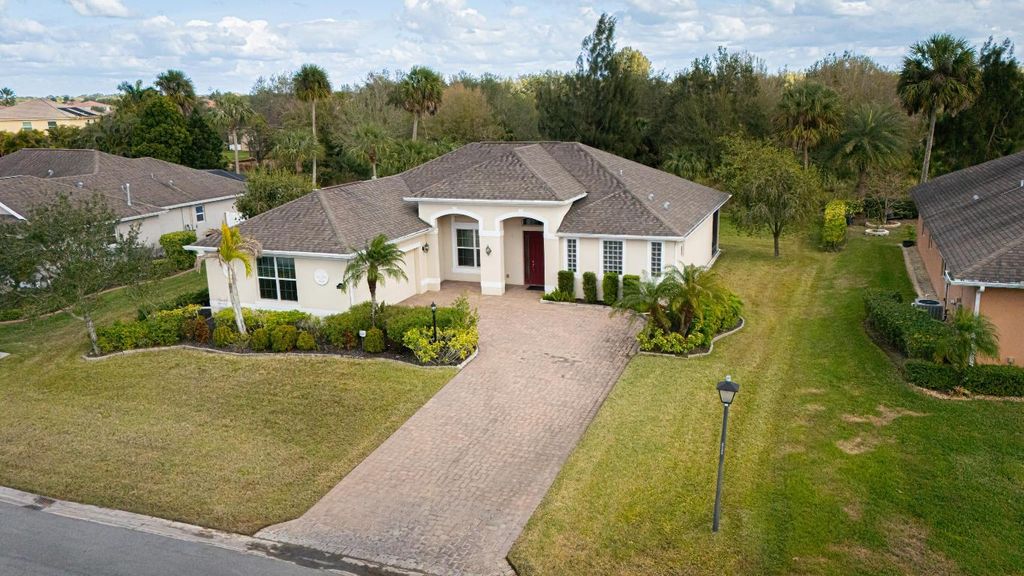 Photo of 1080 Southlakes Way SW, Vero Beach, FL 32968 (MLS # R11156234)