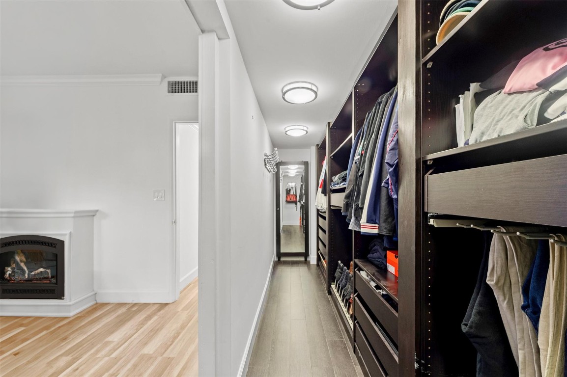 RIVER OAKS - Residential Lease