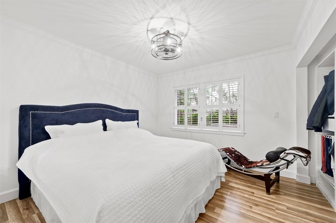 RIVER OAKS - Residential Lease