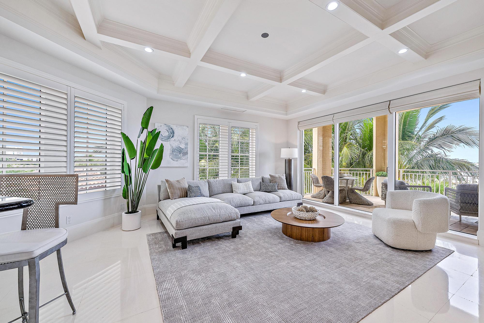 ONE WATERMARK PLACE OF THE PALM BEACHES CONDOMINIU - Residential