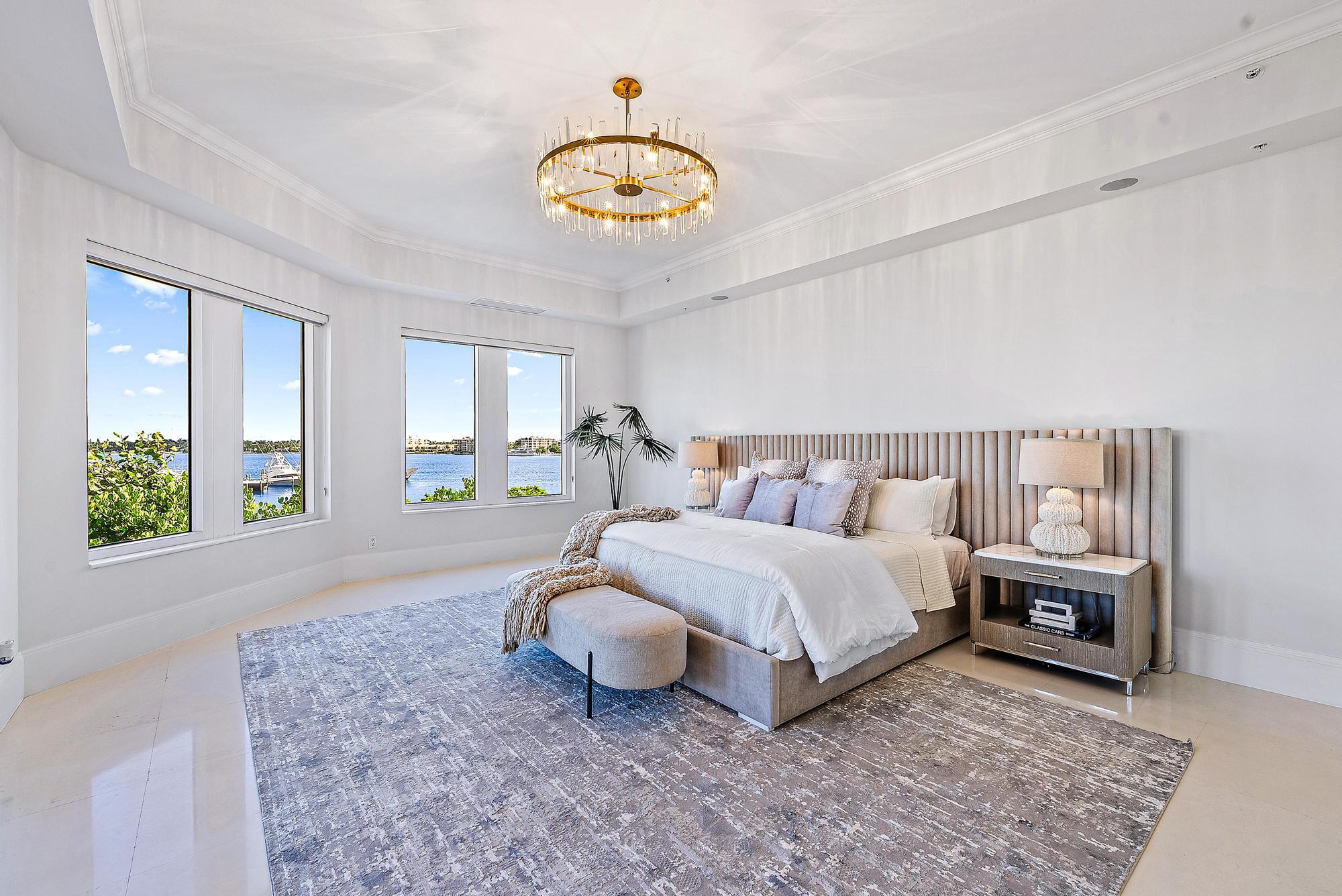 ONE WATERMARK PLACE OF THE PALM BEACHES CONDOMINIU - Residential