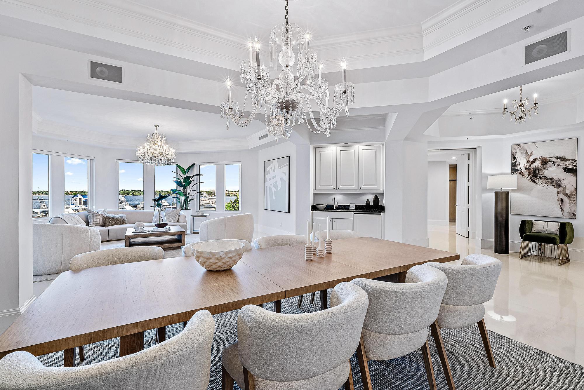 ONE WATERMARK PLACE OF THE PALM BEACHES CONDOMINIU - Residential