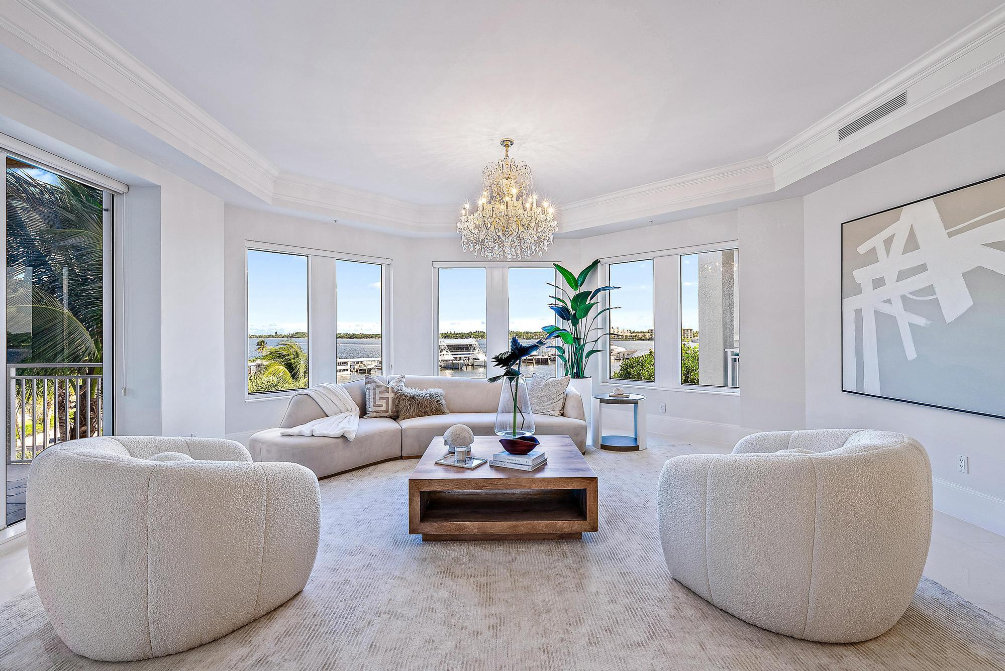 ONE WATERMARK PLACE OF THE PALM BEACHES CONDOMINIU - Residential