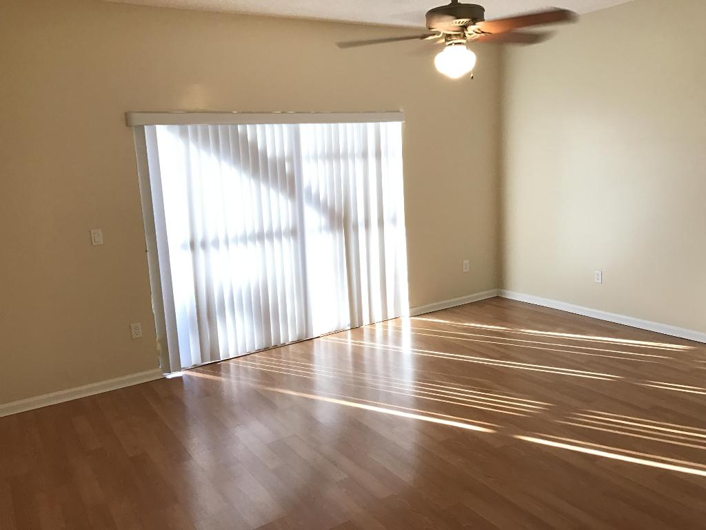 LANDS END - Residential Lease