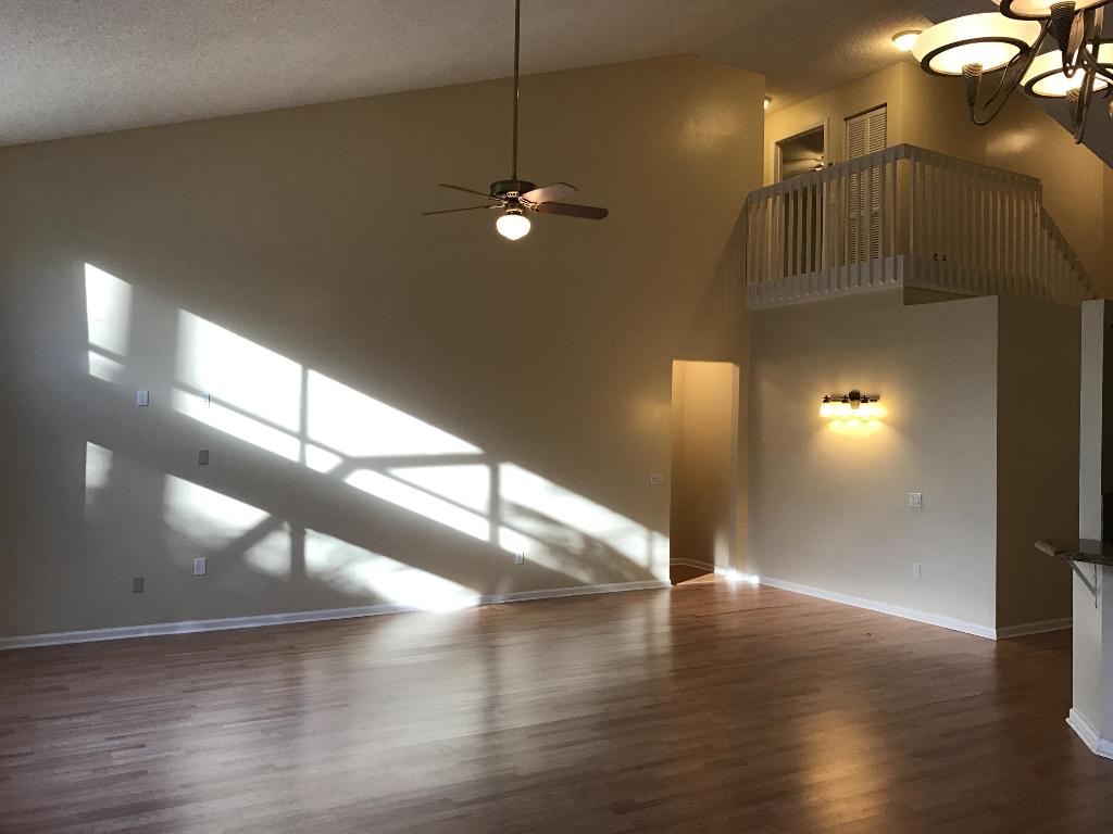 LANDS END - Residential Lease