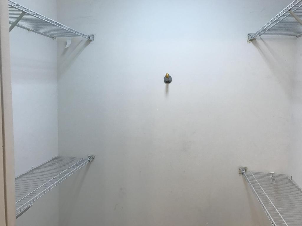 LANDS END - Residential Lease