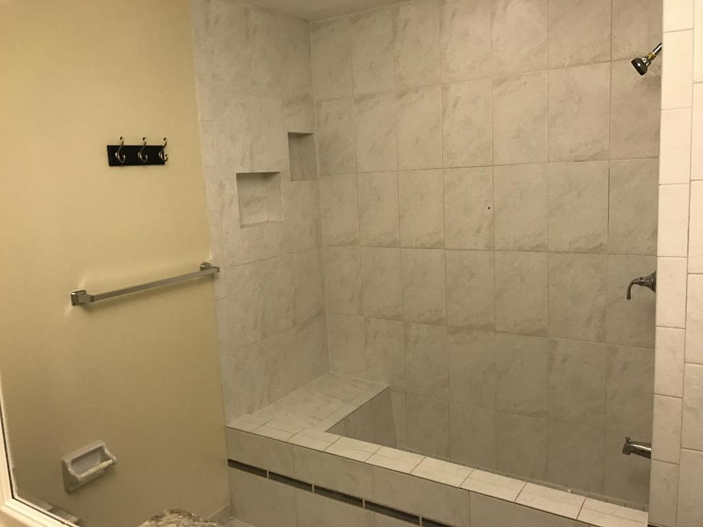 LANDS END - Residential Lease