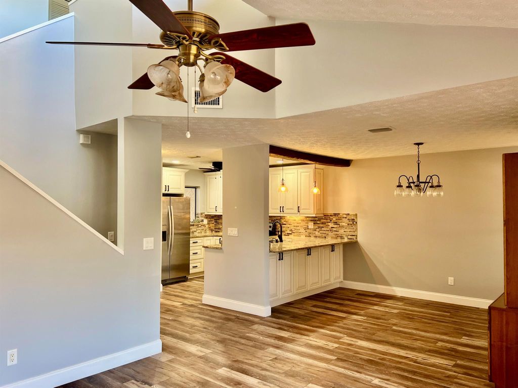 Photo of 1578 SW Crossing Circle, Palm City, FL 34990 (MLS # R10955837)