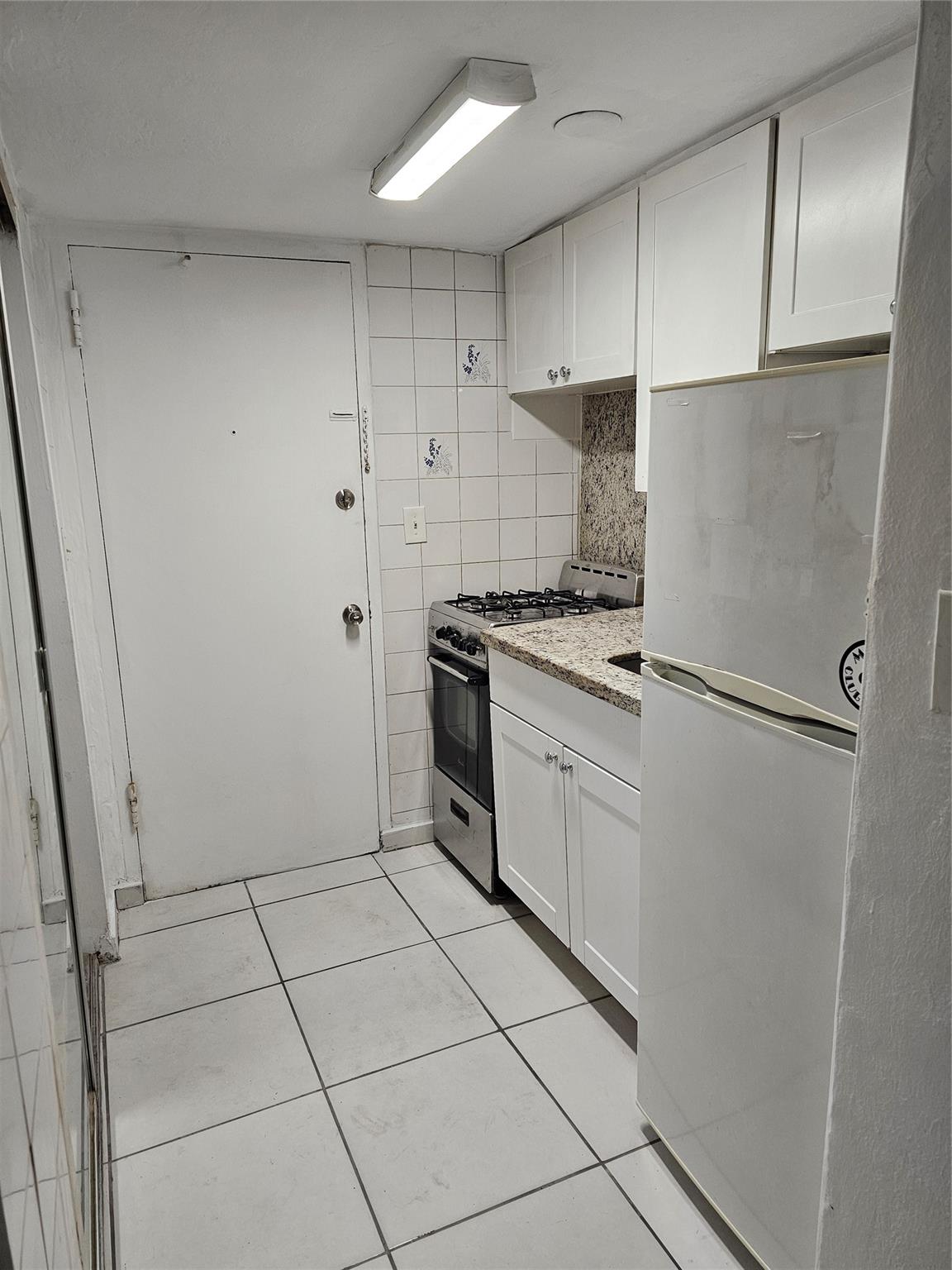 Gardens On Bay - Residential Lease