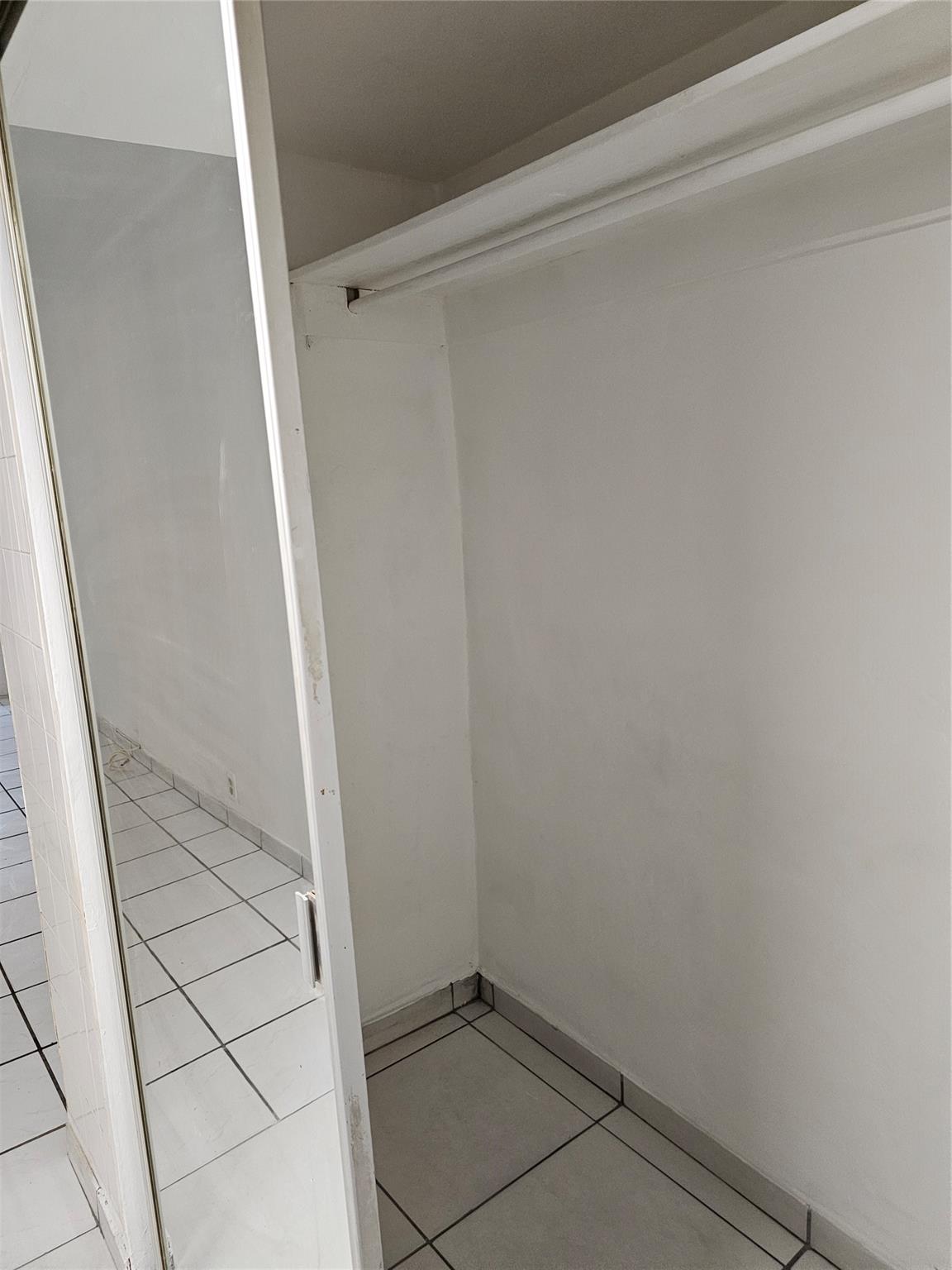 Gardens On Bay - Residential Lease