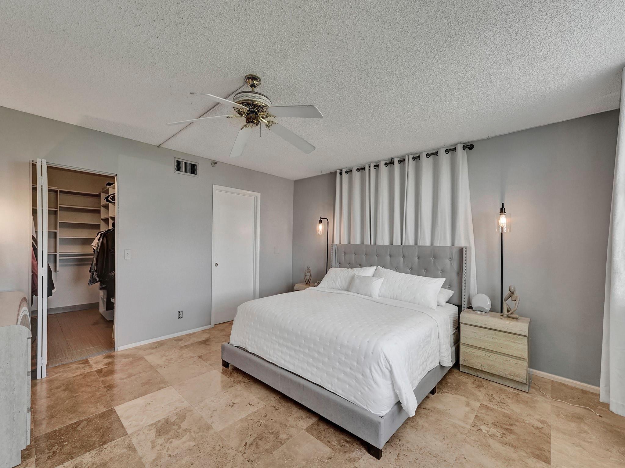 VILLAGES OF ORIOLE BONAIR - Residential