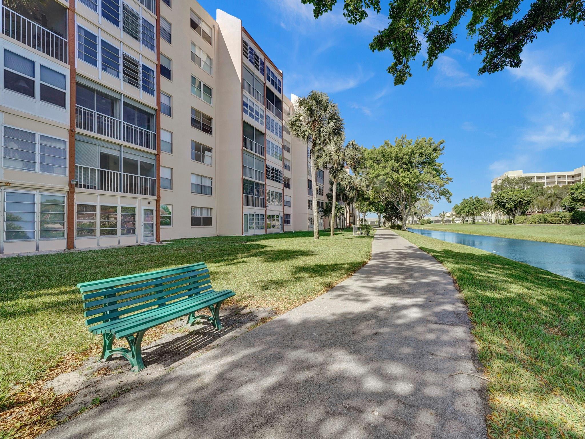 VILLAGES OF ORIOLE BONAIR - Residential