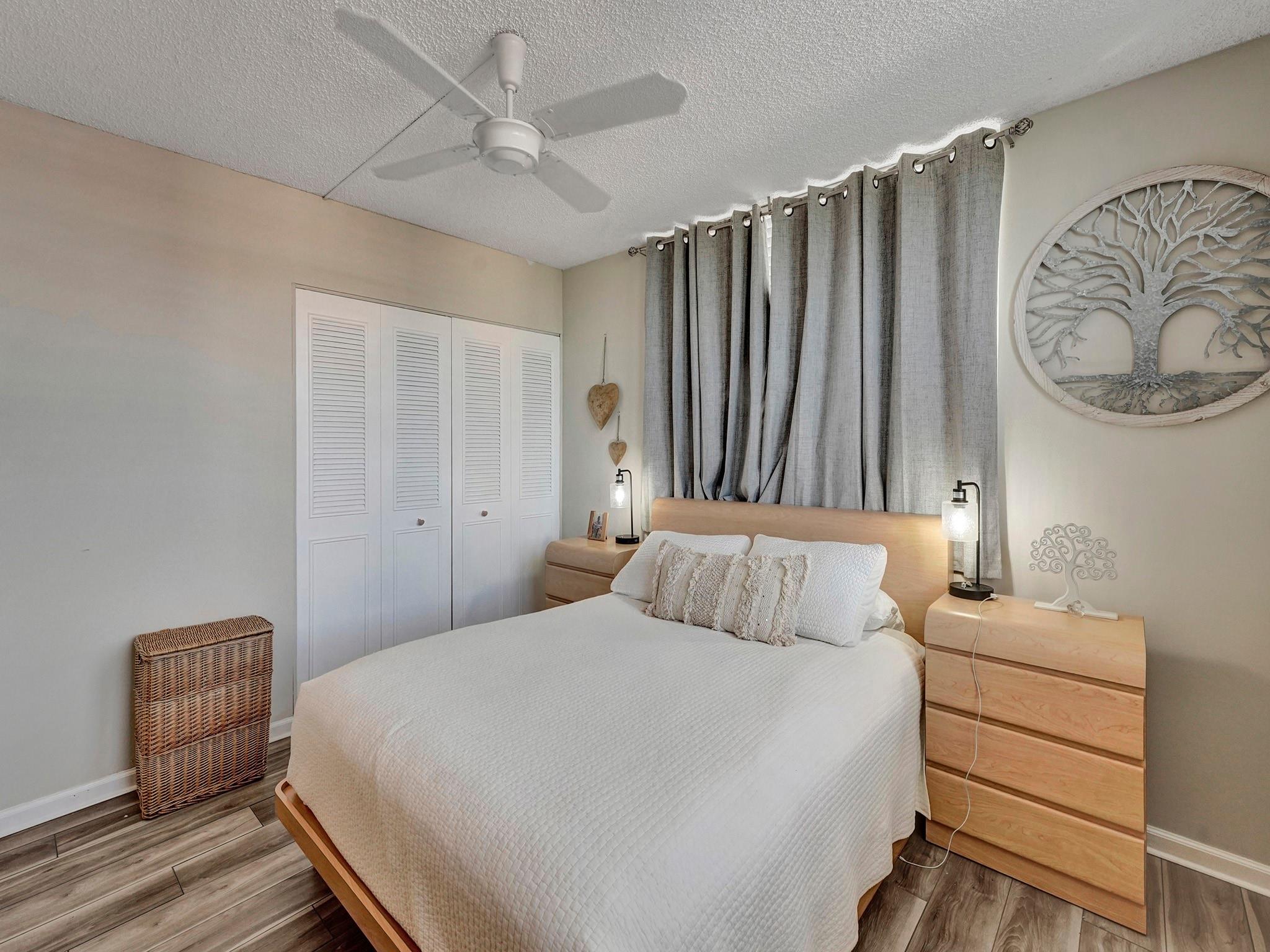 VILLAGES OF ORIOLE BONAIR - Residential