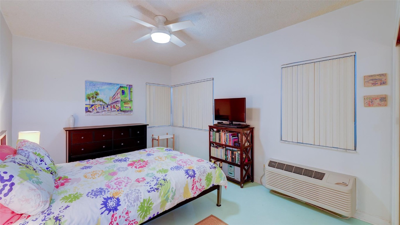 WINDWOOD SEAS - Residential