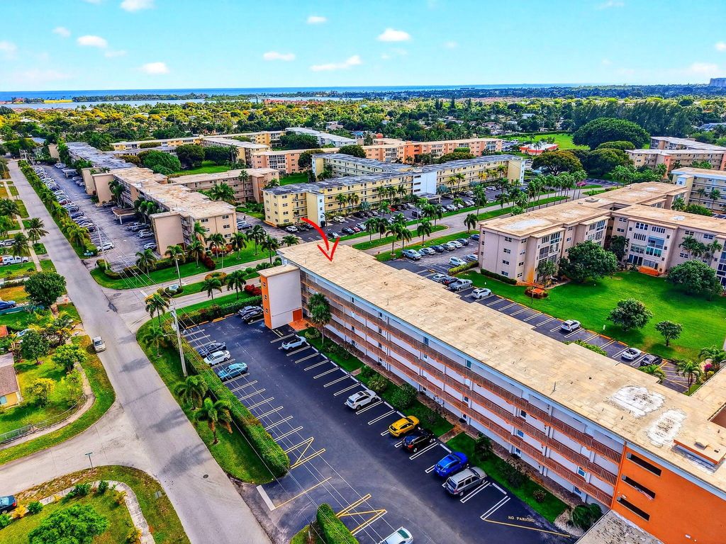 Photo of 230 NE 26th Avenue #302, Boynton Beach, FL 33435 (MLS # B26035411)