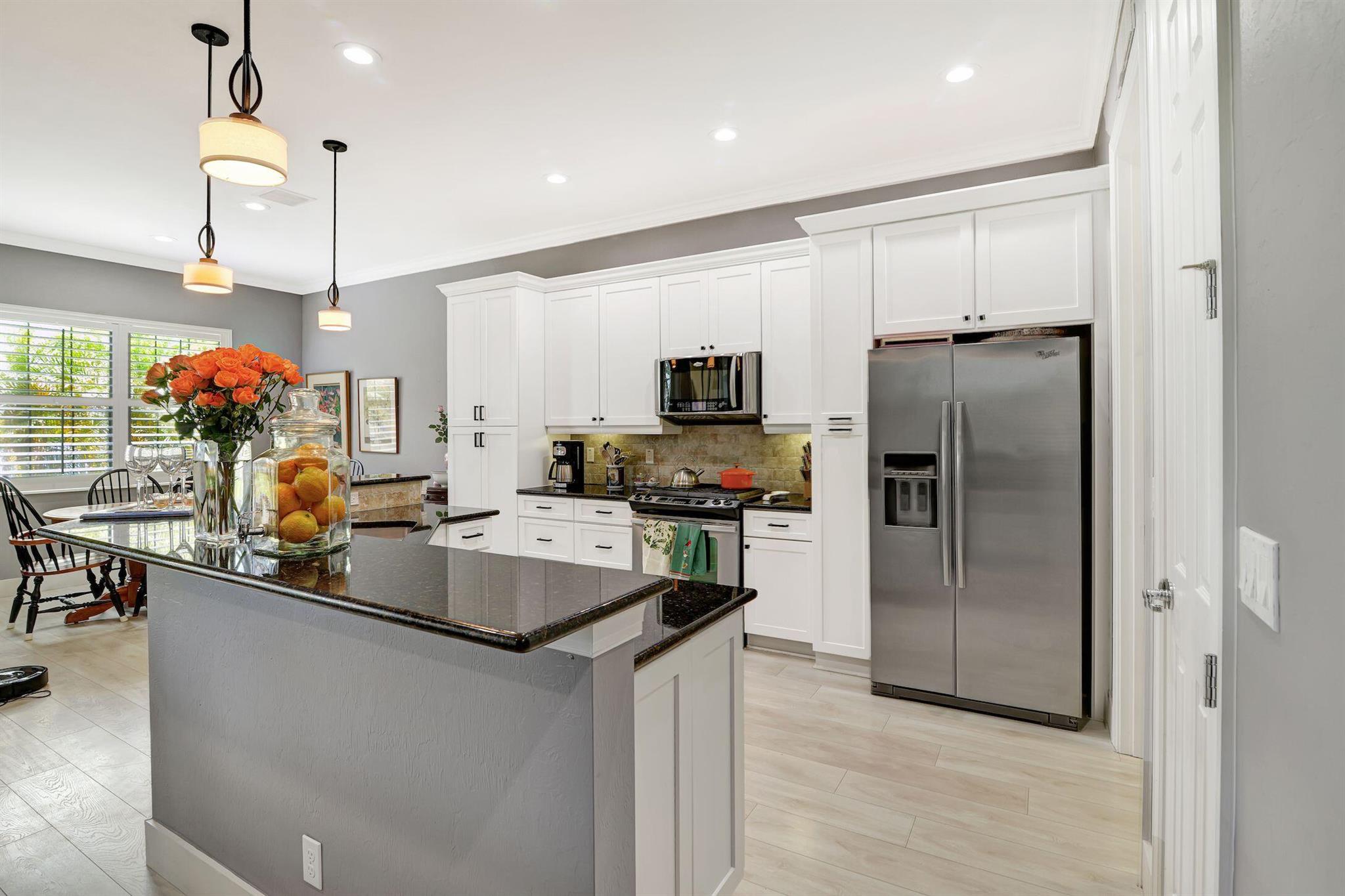 CASTELLINA - Residential Lease