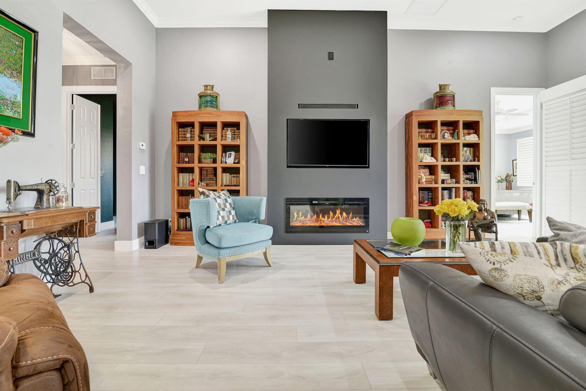 CASTELLINA - Residential Lease