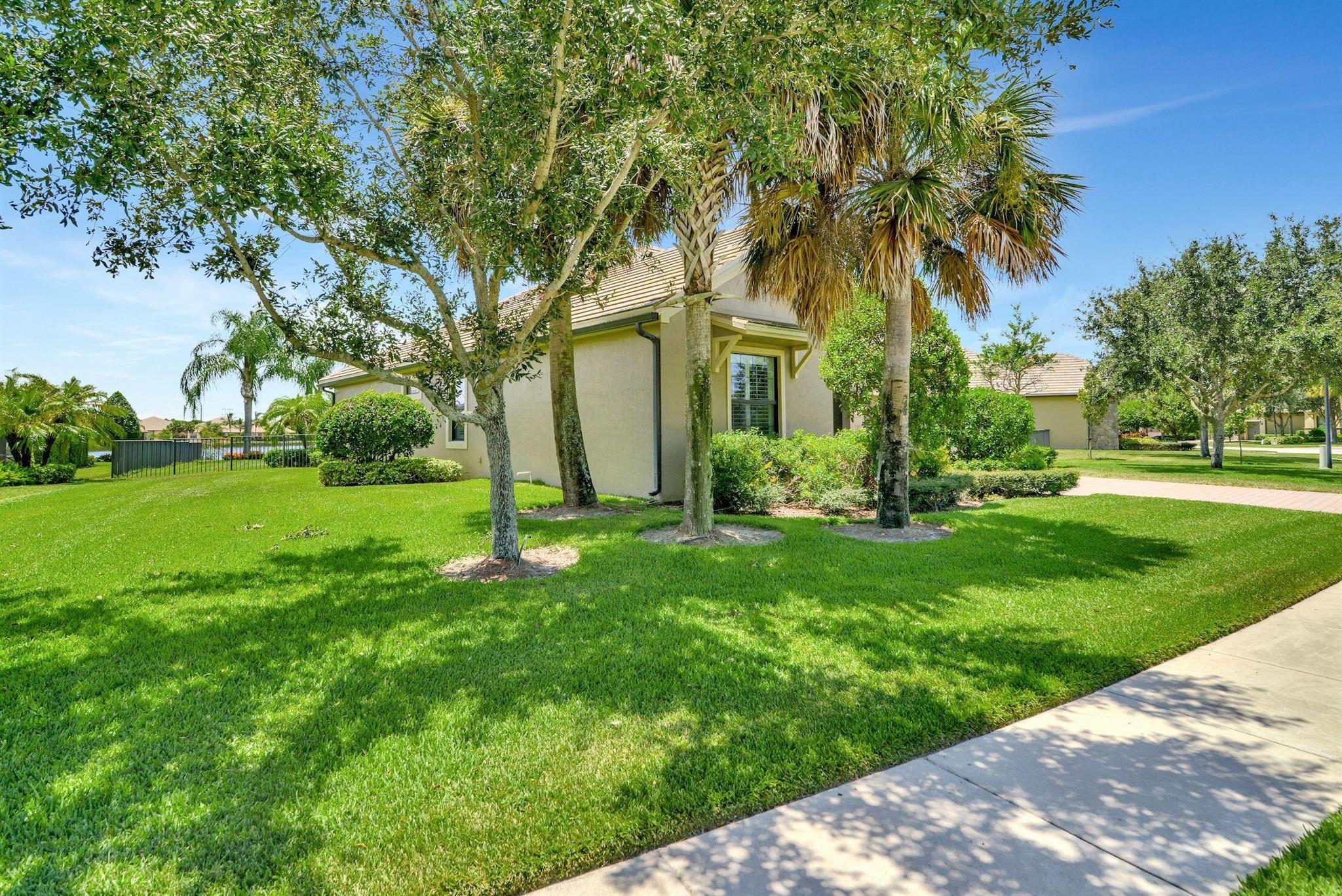 CASTELLINA - Residential Lease