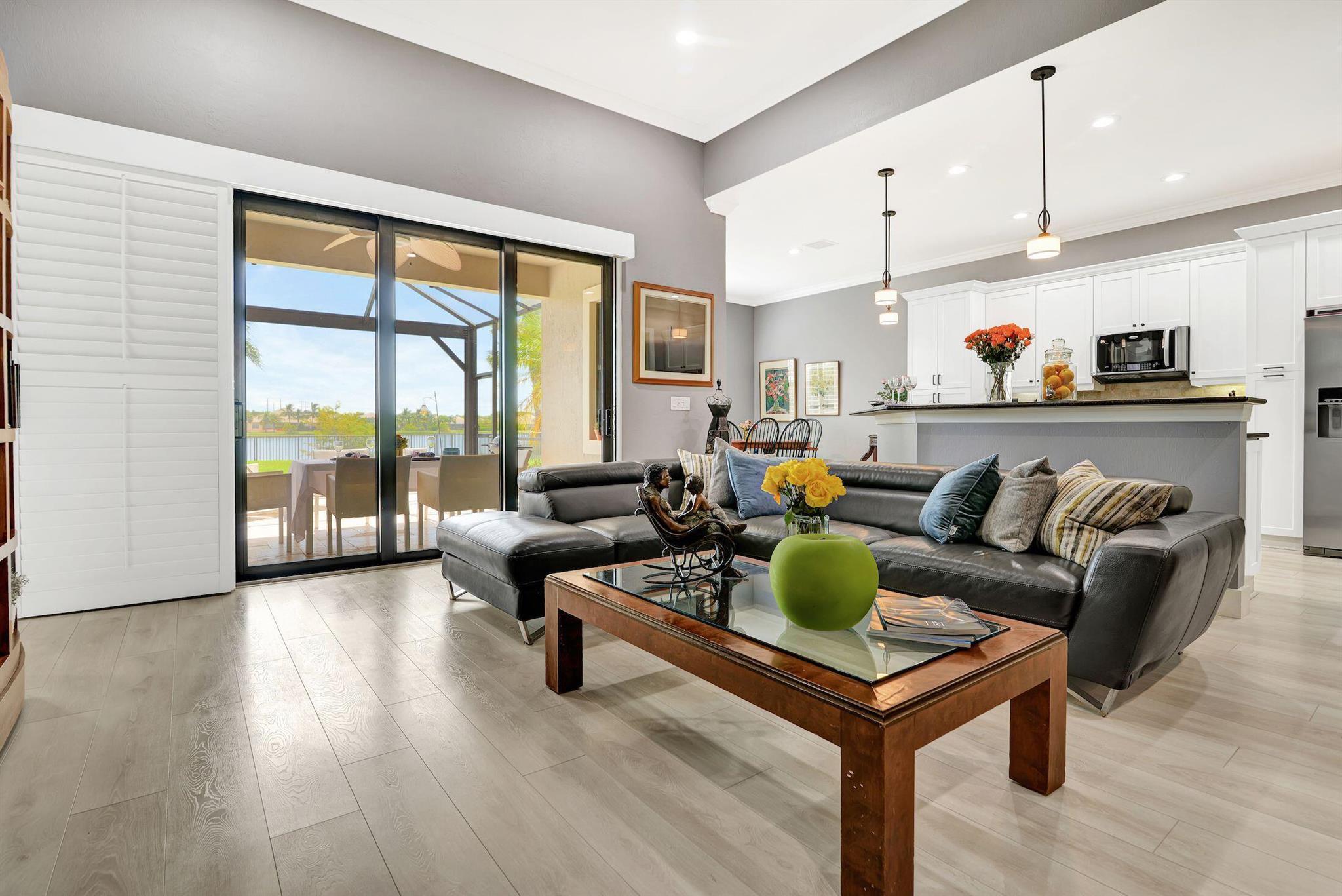 CASTELLINA - Residential Lease