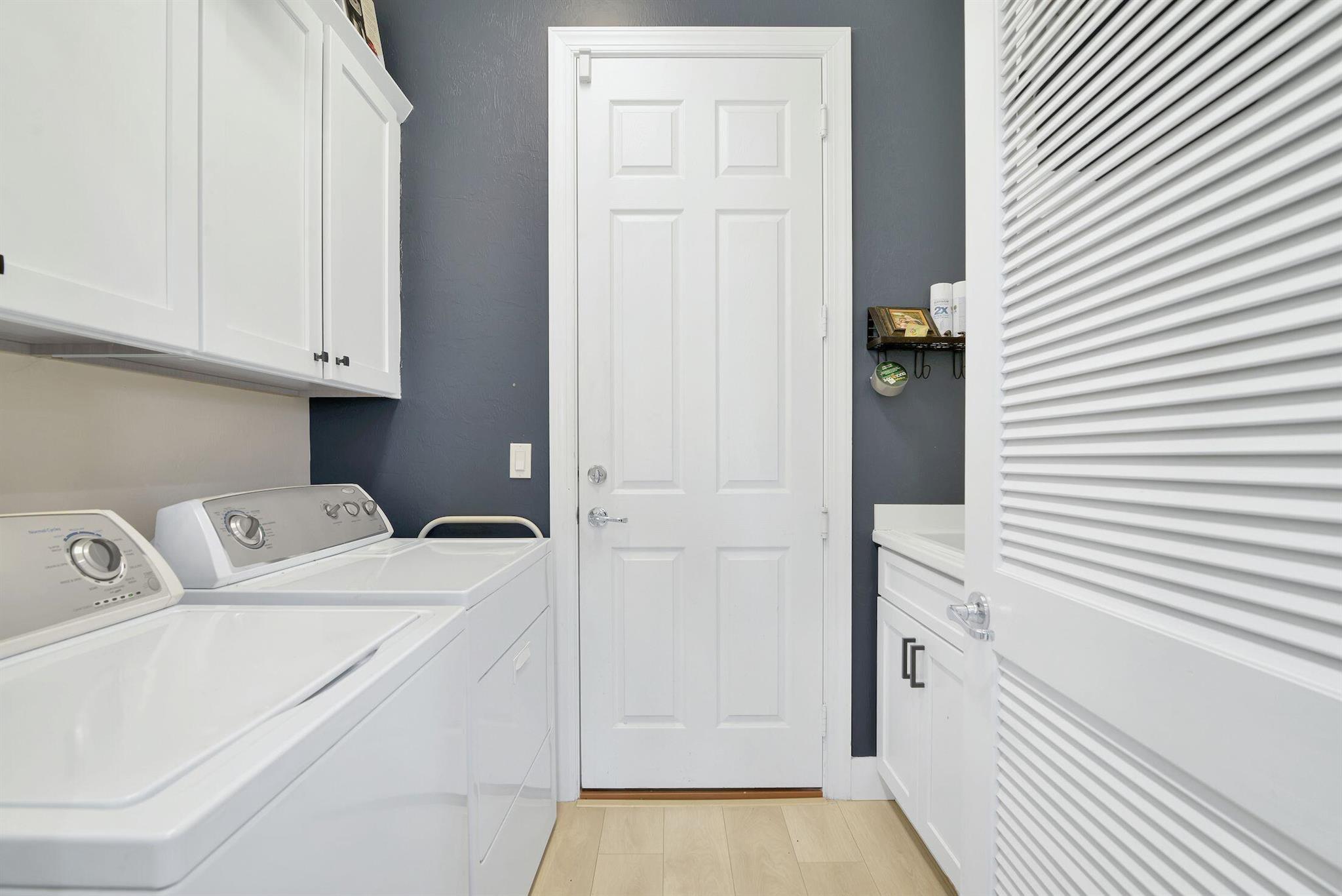 CASTELLINA - Residential Lease
