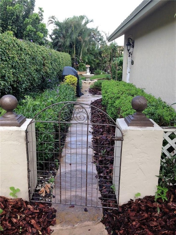Coral Gate Sec Two 96-38 - Residential