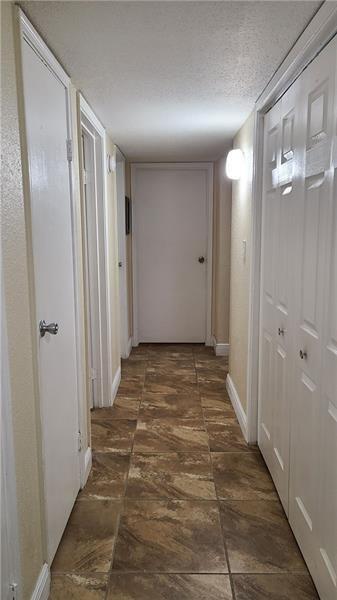 Savannah At Riverside Con - Residential Lease