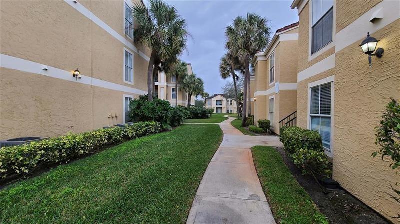 Savannah At Riverside Con - Residential Lease