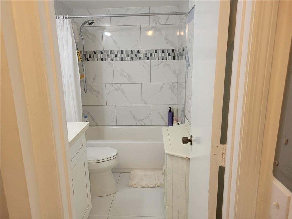 Deerfield Pines condo - Residential