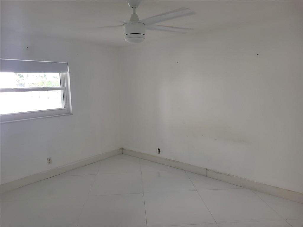 Deerfield Pines condo - Residential