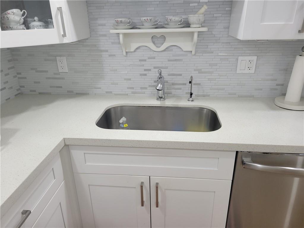 Deerfield Pines condo - Residential