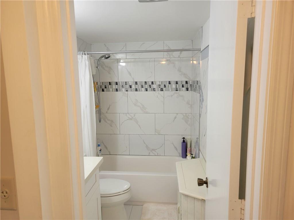 Deerfield Pines condo - Residential