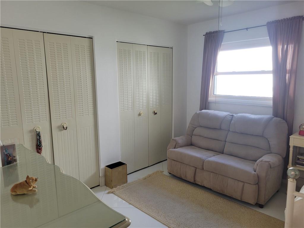 Deerfield Pines condo - Residential