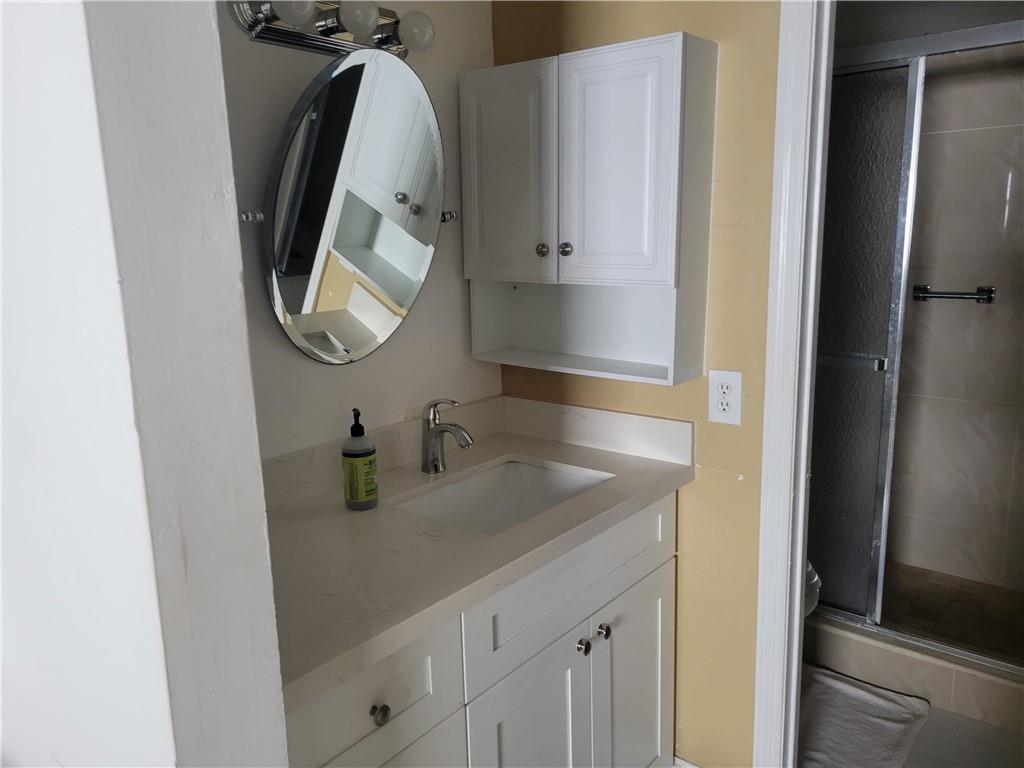 Deerfield Pines condo - Residential