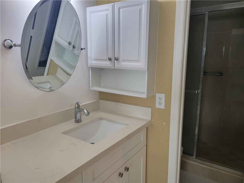 Deerfield Pines condo - Residential
