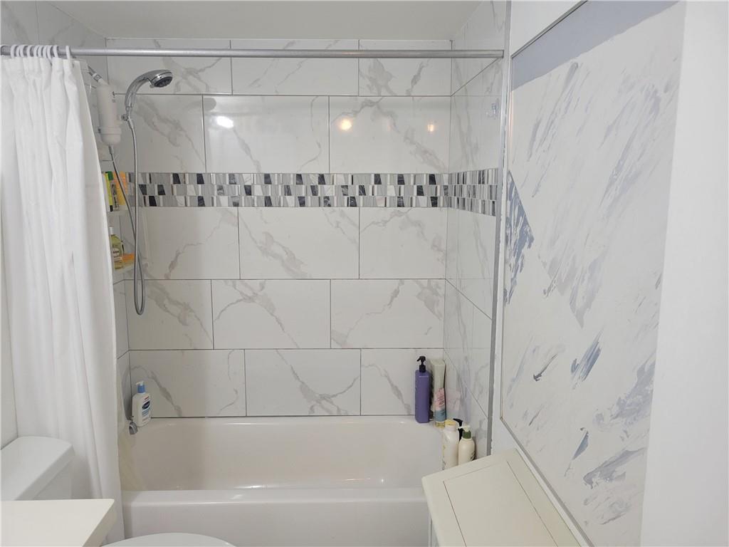 Deerfield Pines condo - Residential