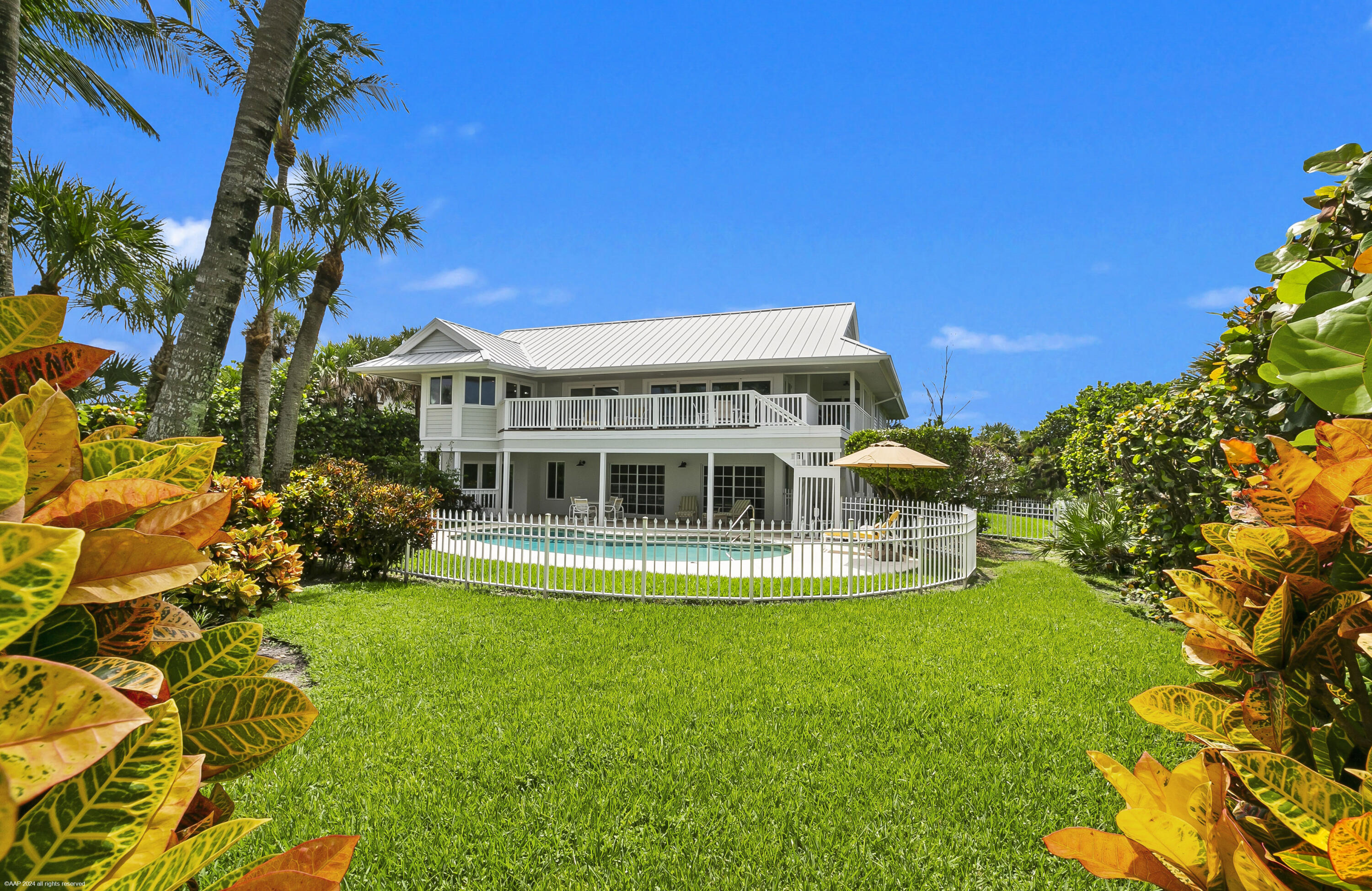 JUPITER ISLAND - Residential