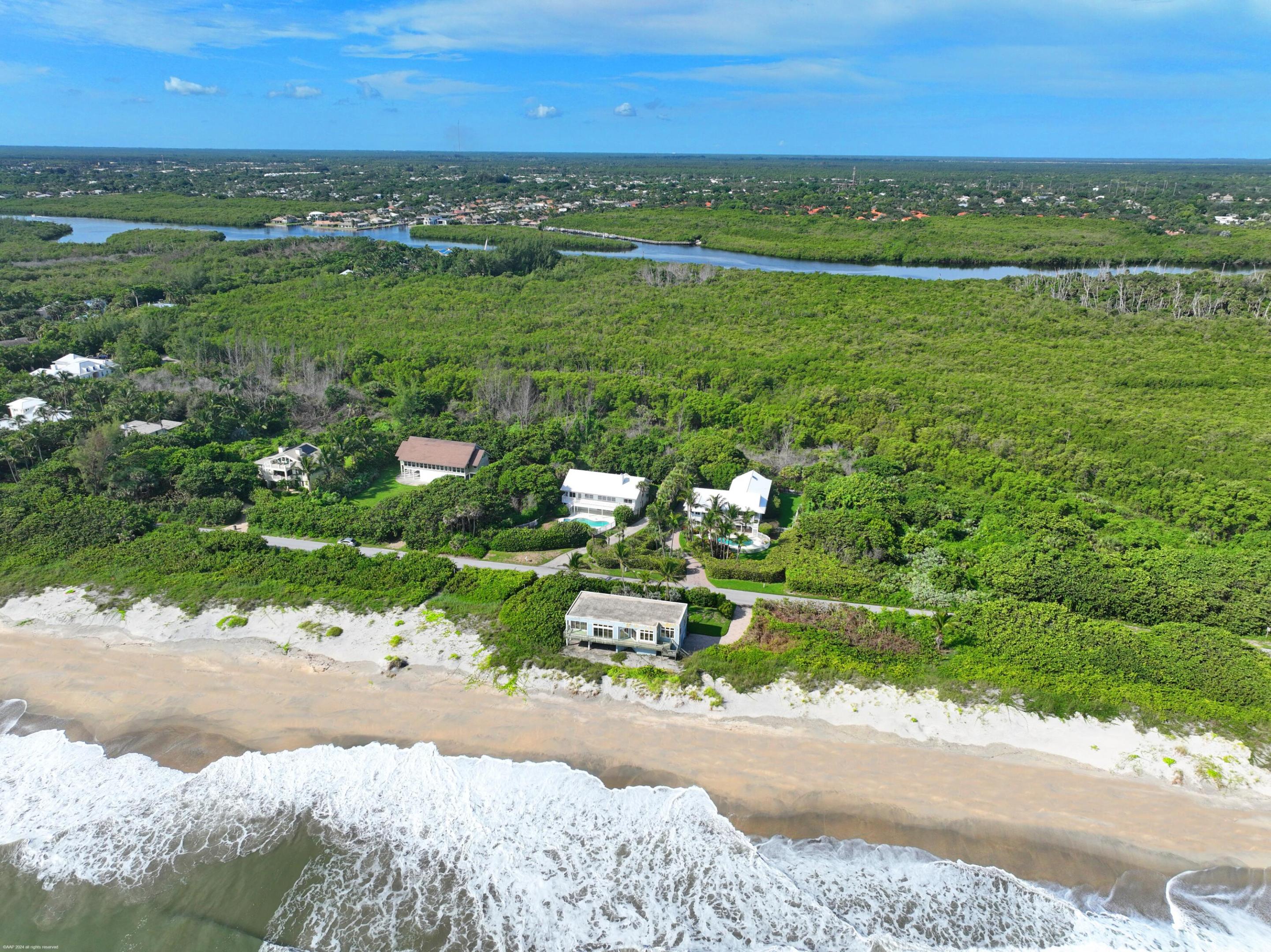 JUPITER ISLAND - Residential