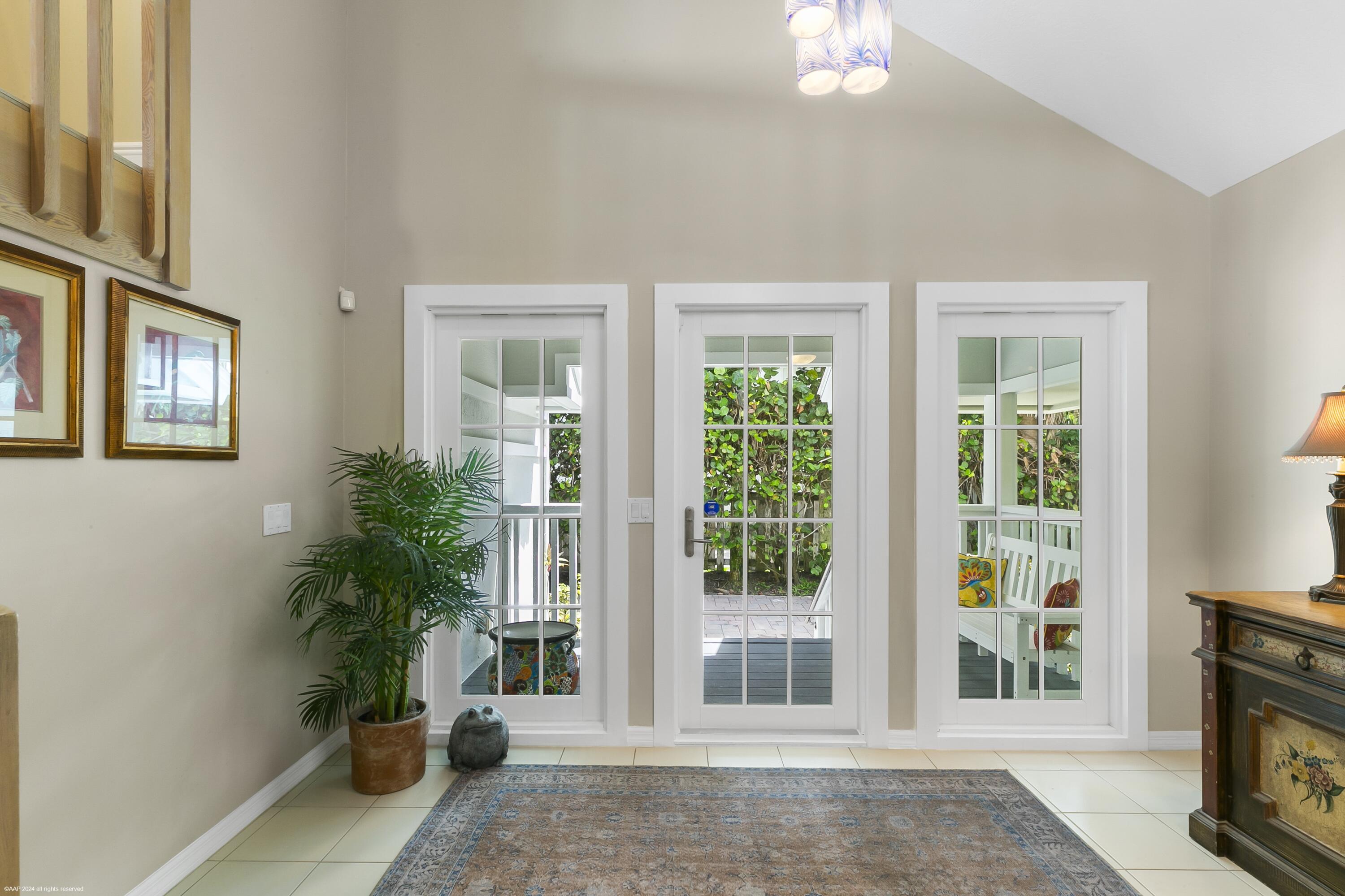 JUPITER ISLAND - Residential