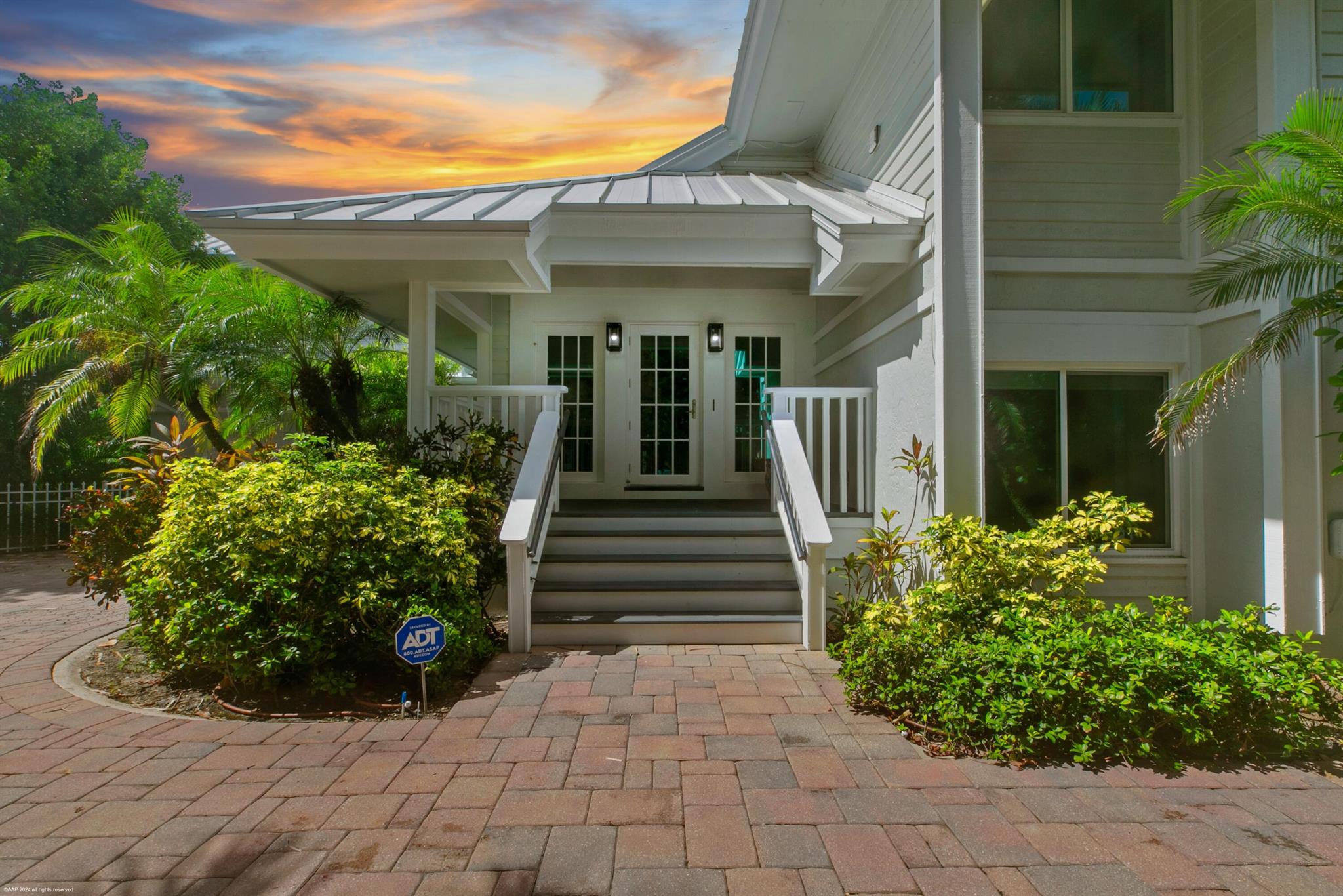 JUPITER ISLAND - Residential