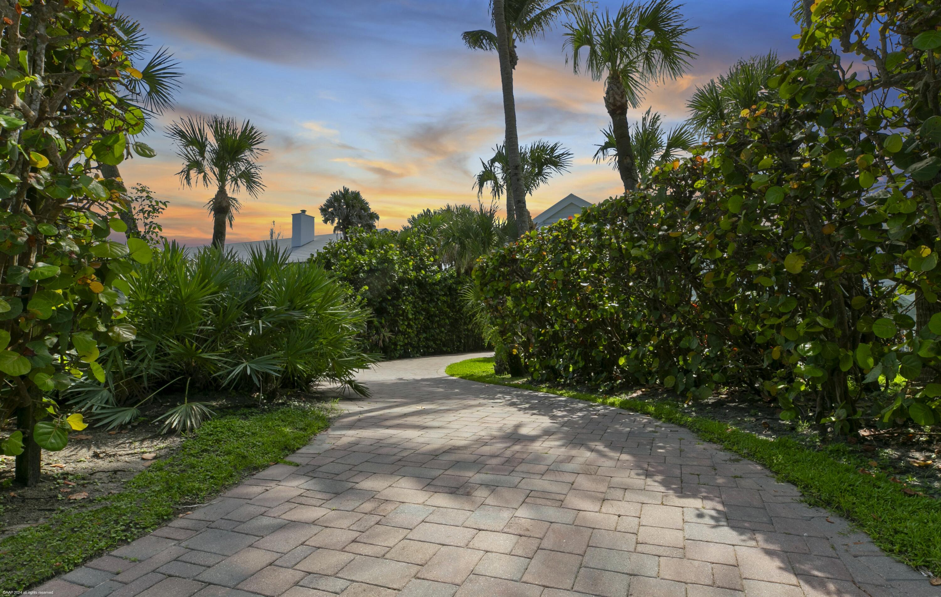 JUPITER ISLAND - Residential