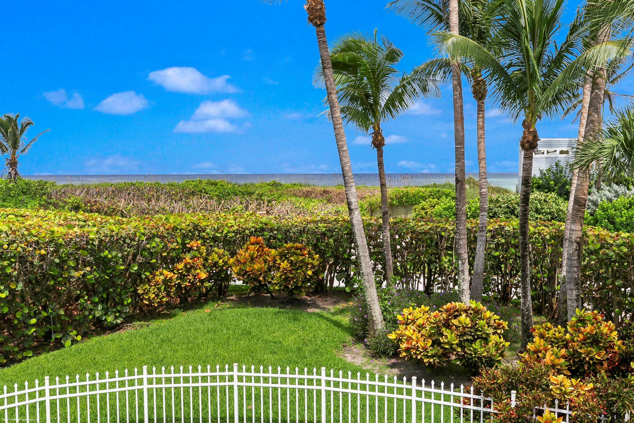 JUPITER ISLAND - Residential