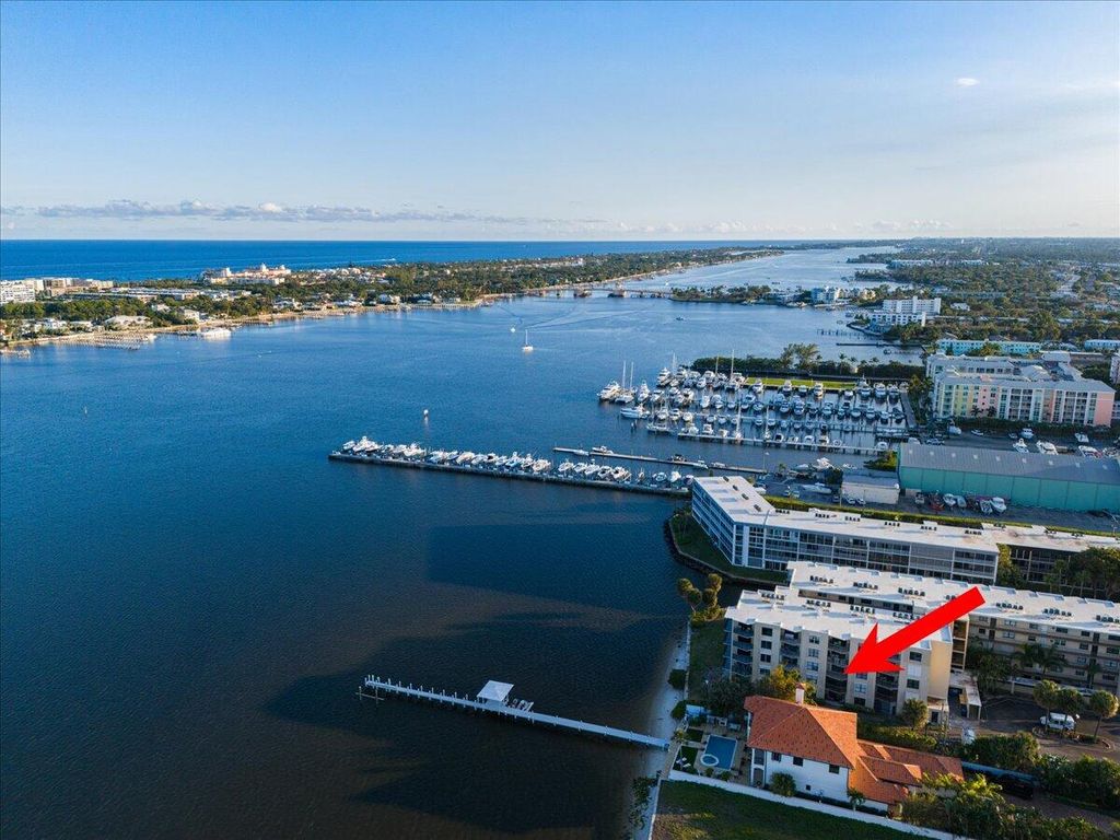 Photo of 896 N Federal Highway #322, Lantana, FL 33462 (MLS # R11066720)